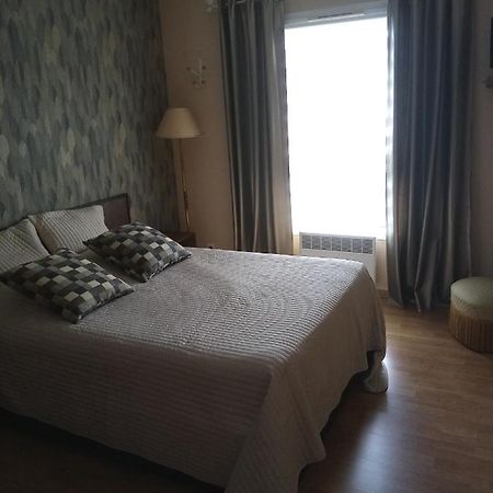 Chambre Dans Jolie Maison Avec Jardin Au Calme バイヨンヌ エクステリア 写真